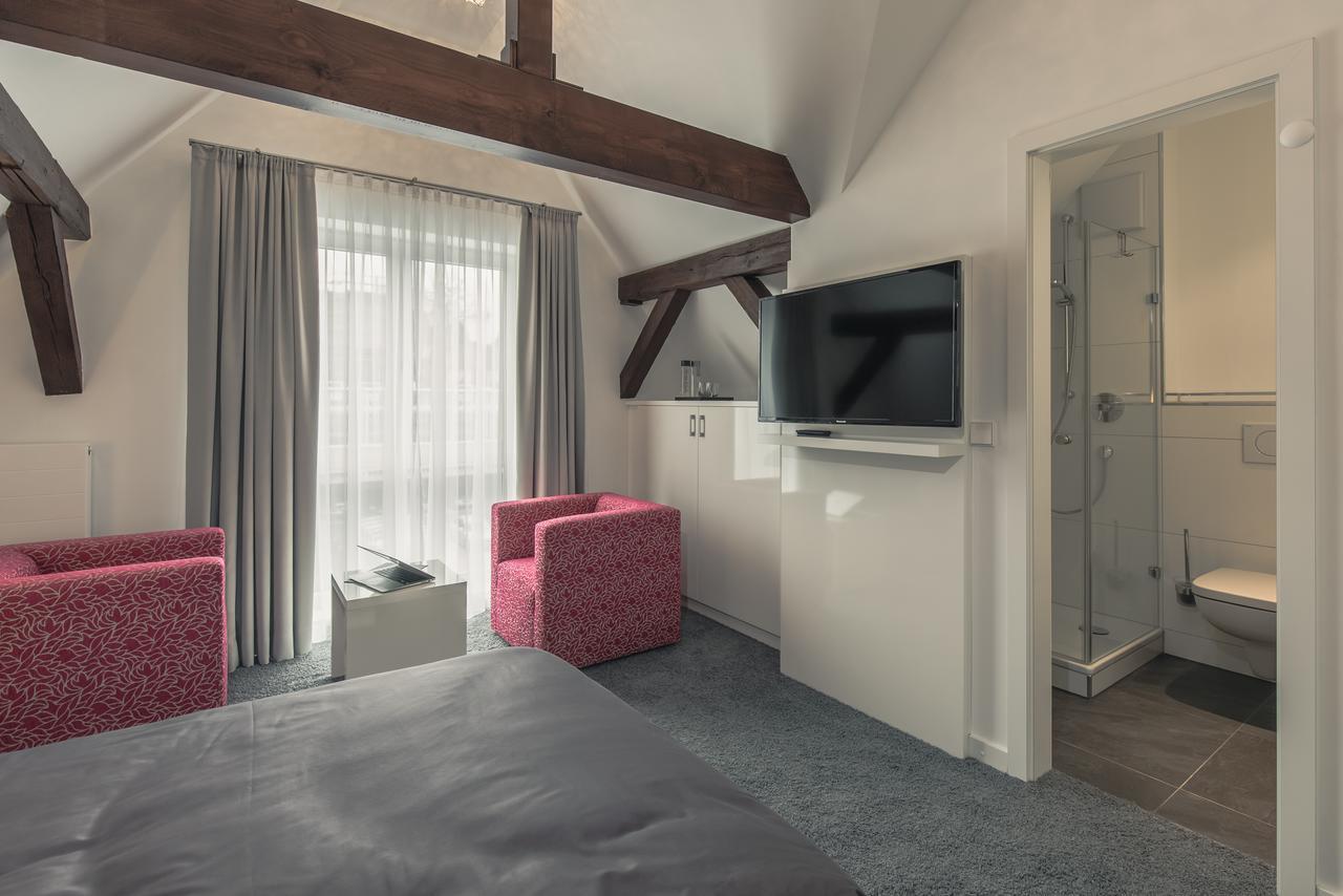ノイエンシュタット・アム・コッハー Bahnlounge 1907 Bed & Breakfast エクステリア 写真