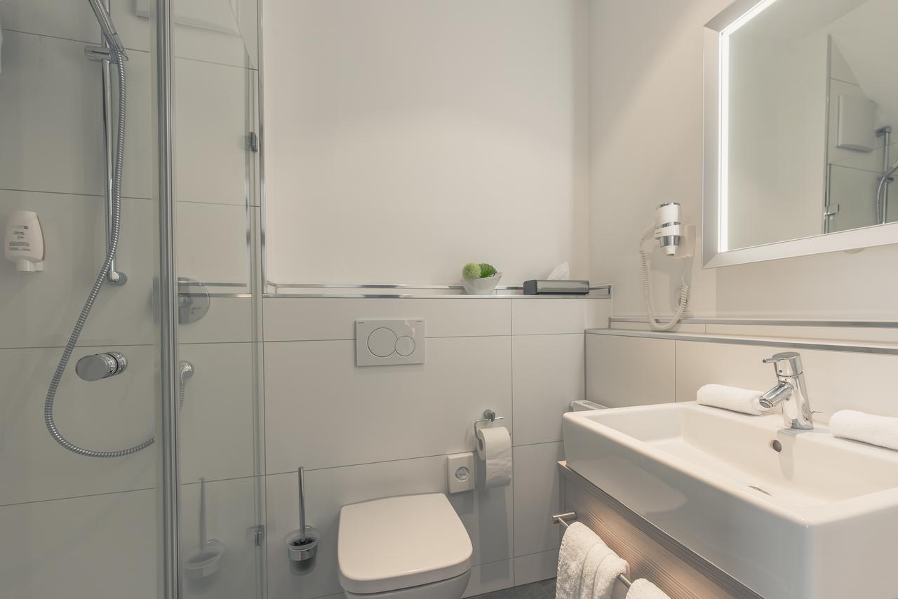 ノイエンシュタット・アム・コッハー Bahnlounge 1907 Bed & Breakfast エクステリア 写真