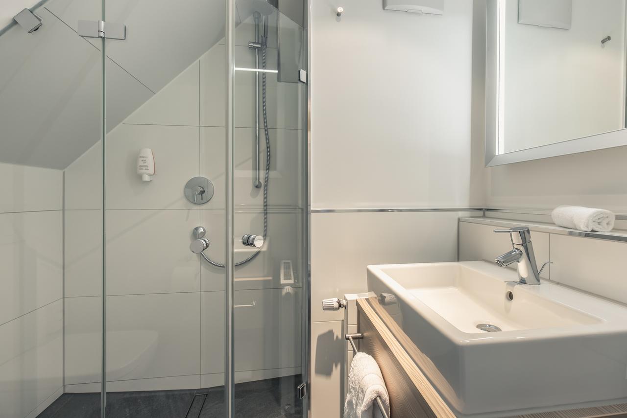 ノイエンシュタット・アム・コッハー Bahnlounge 1907 Bed & Breakfast エクステリア 写真